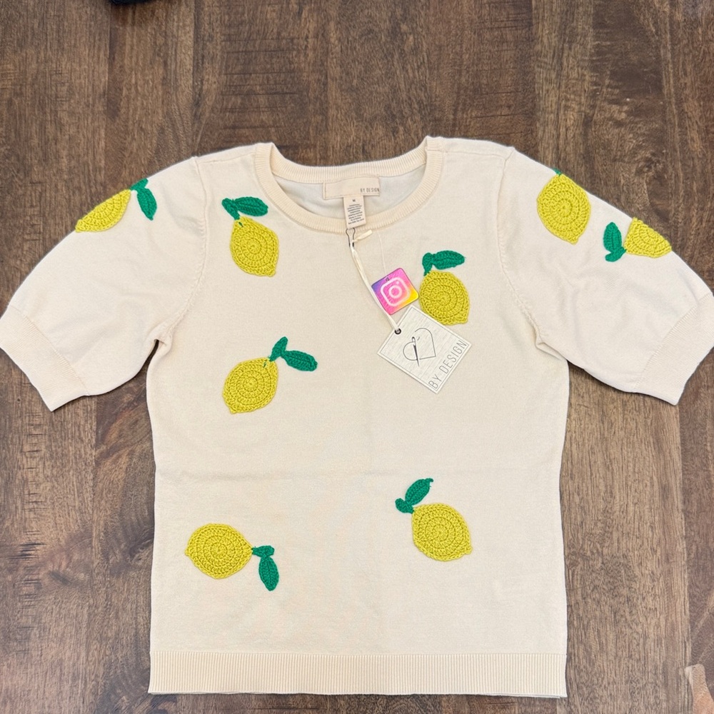 Cream Lemon Appliqué Short-Sleeve Top by By Design